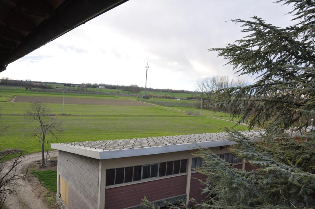Agriturismo Corte Montini Santa Giuletta Exterior foto