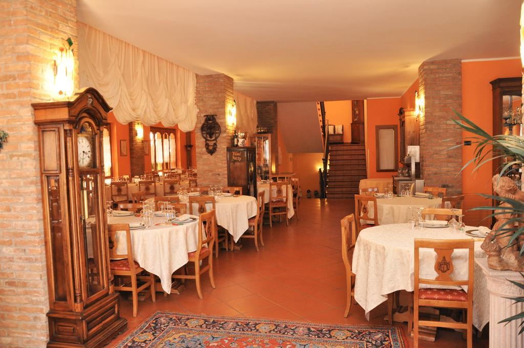 Agriturismo Corte Montini Santa Giuletta Exterior foto