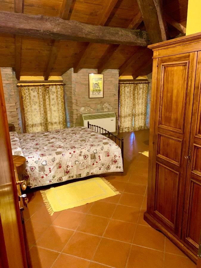 Agriturismo Corte Montini Santa Giuletta Exterior foto